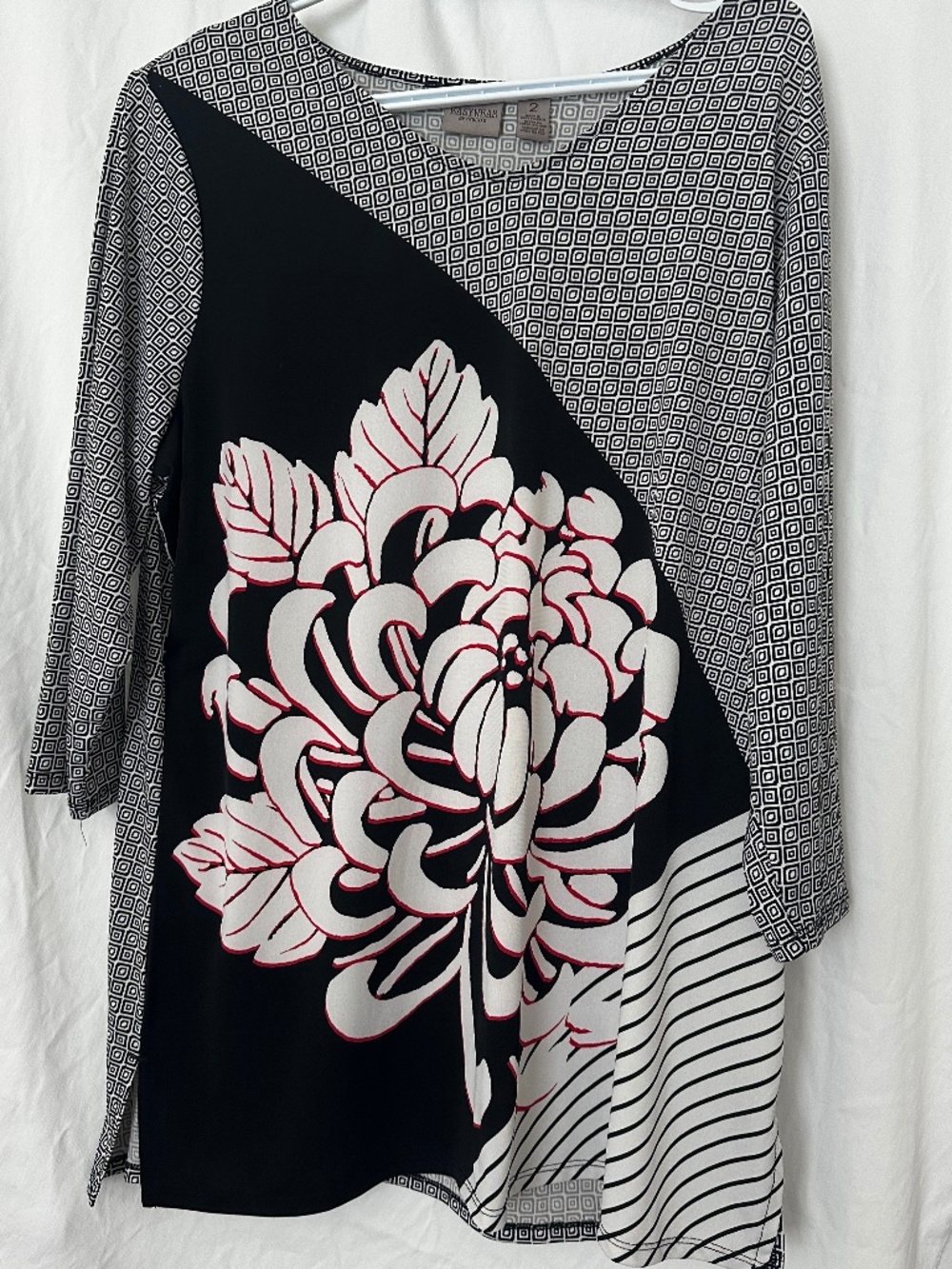 Chico's Easywear Women's SZ 2(L/12) Black White & Red Floral & Stripped Tunic
